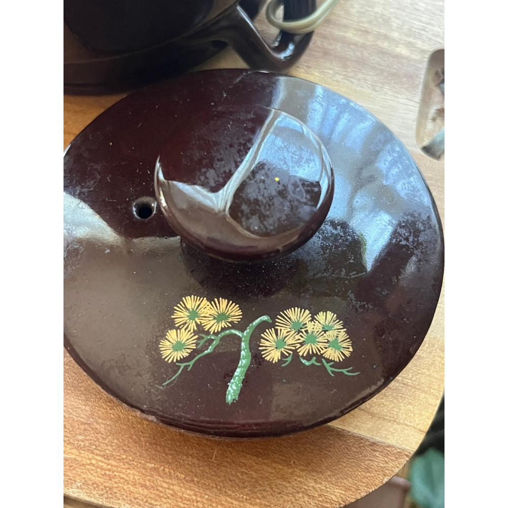 Vintage Japanese Crane Teapot - Brown Ceramic with Gold Accents & Rattan Handle - Picture 9 of 15
